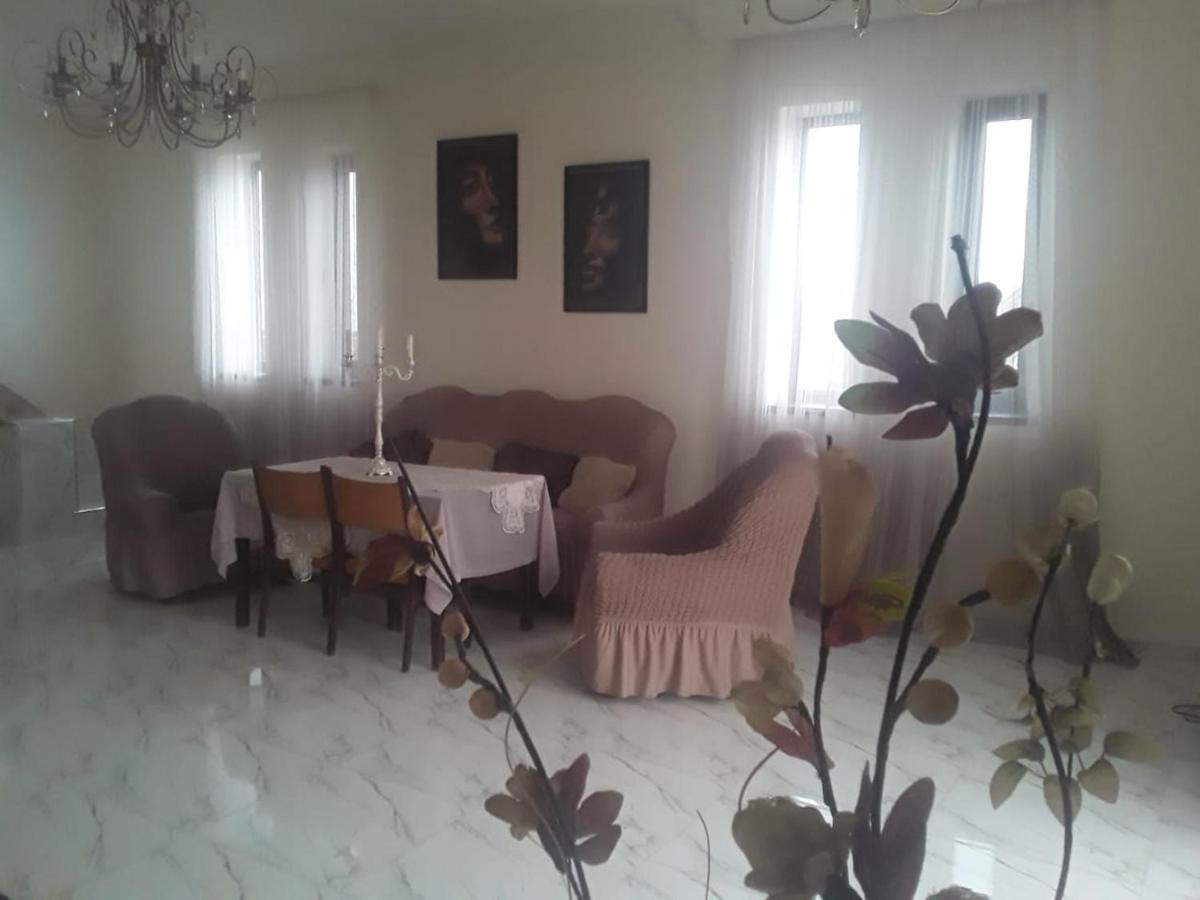 Abo Hotel Jerevan Buitenkant foto
